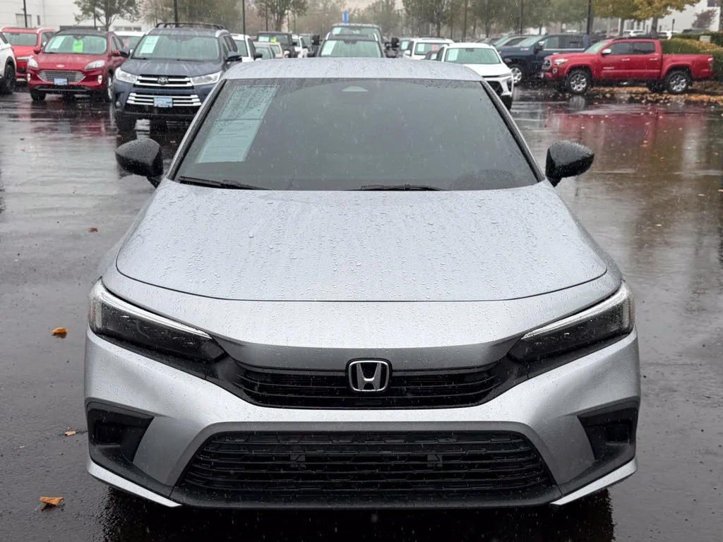 Used 2023 Lunar Silver Metallic Honda Sport image 3