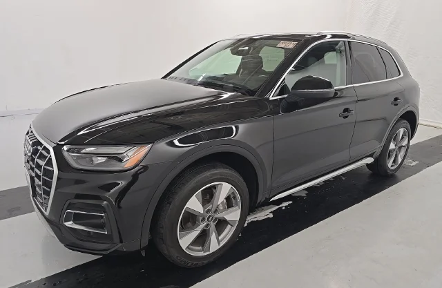 2023 Audi Q5 Premium Plus
