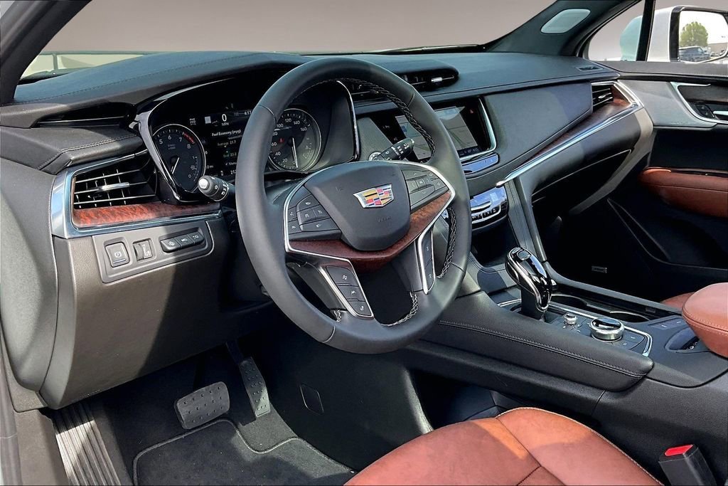 2026 Cadillac XT5 Premium Luxury - Photo 6