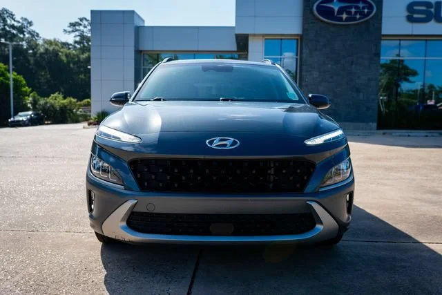 Used 2022 Thunder Gray Hyundai Limited image 12