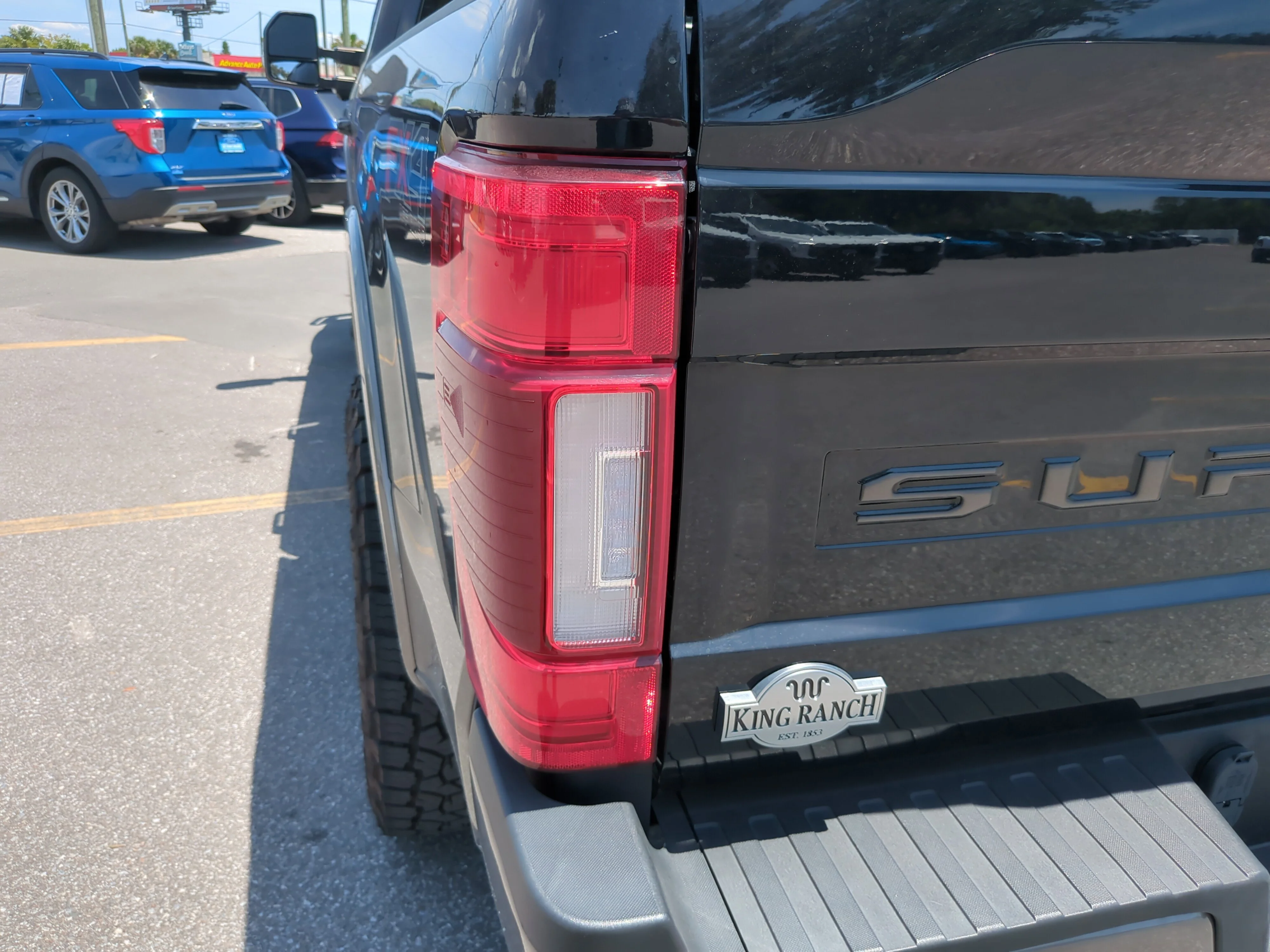 Used 2022 Agate Black Metallic Ford King Ranch image 13