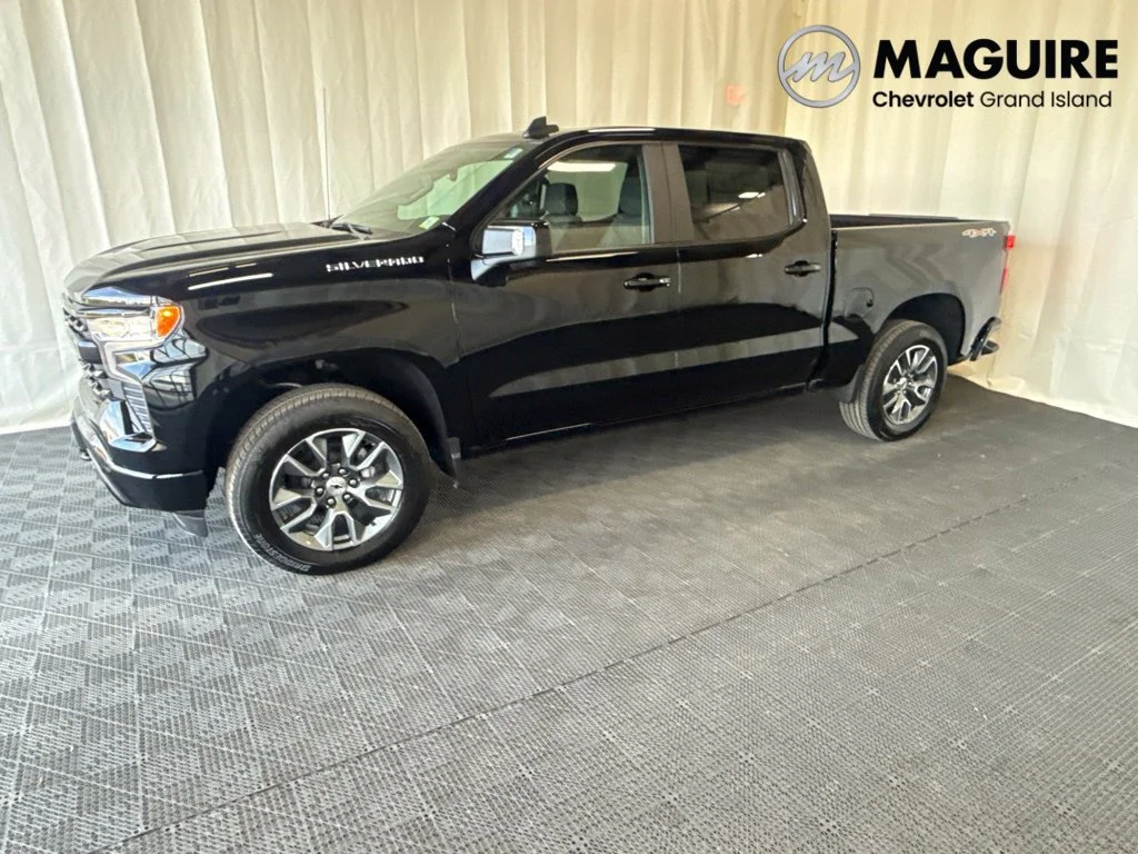 New 2026 Black Chevrolet RST image 30