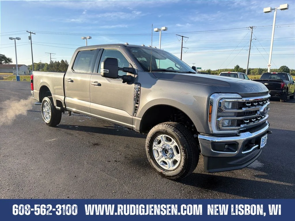 New 2026 Gray Ford XLT image 7