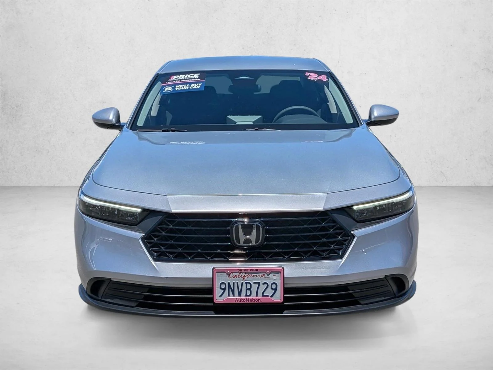 Used 2024 Solar Silver Metallic Honda LX image 2