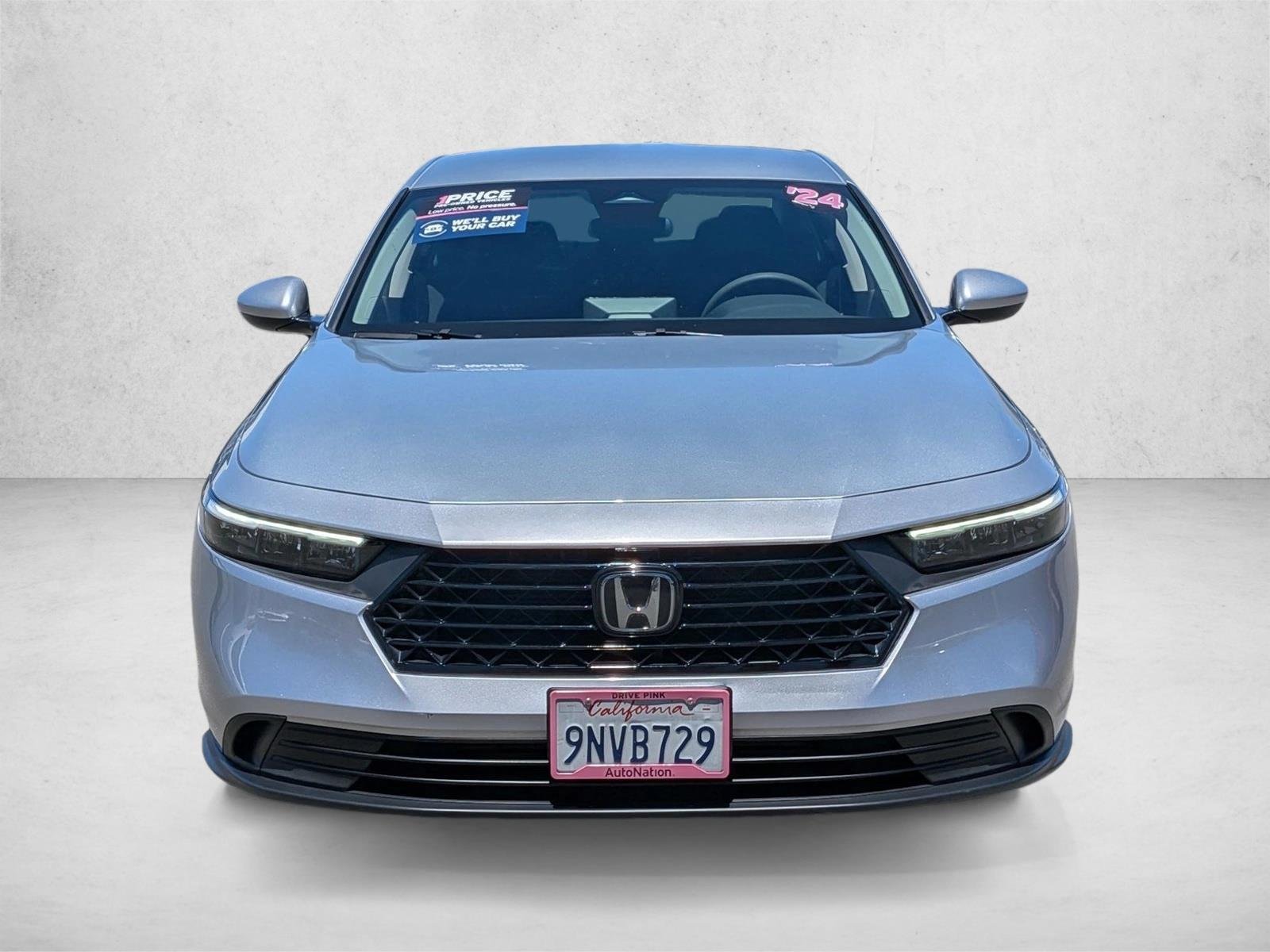 Used 2024 Solar Silver Metallic Honda LX image 2