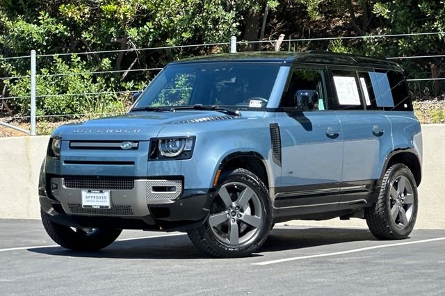 2025 Land Rover Defender 110 X-Dynamic SE