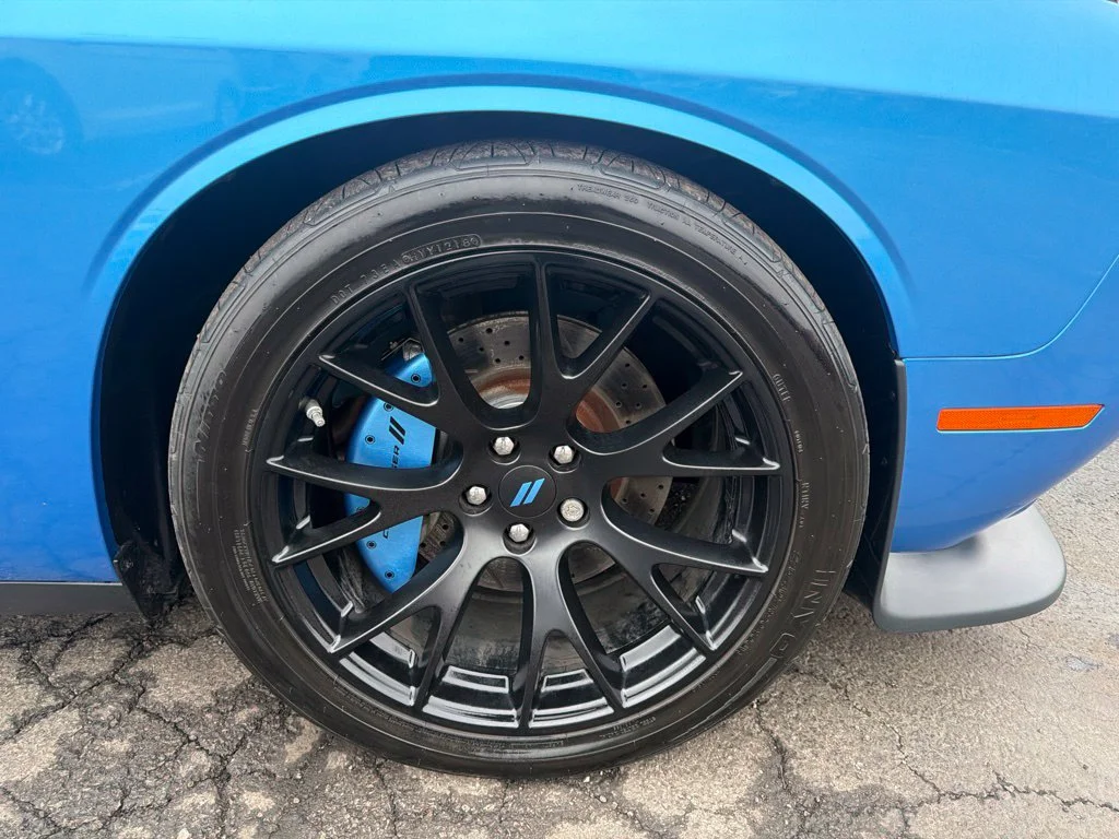 Used 2016 Blue Dodge R/T Scat Pack image 24