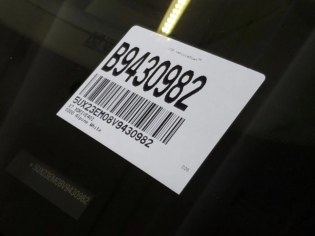 New 2027 White BMW xDrive40i image 28