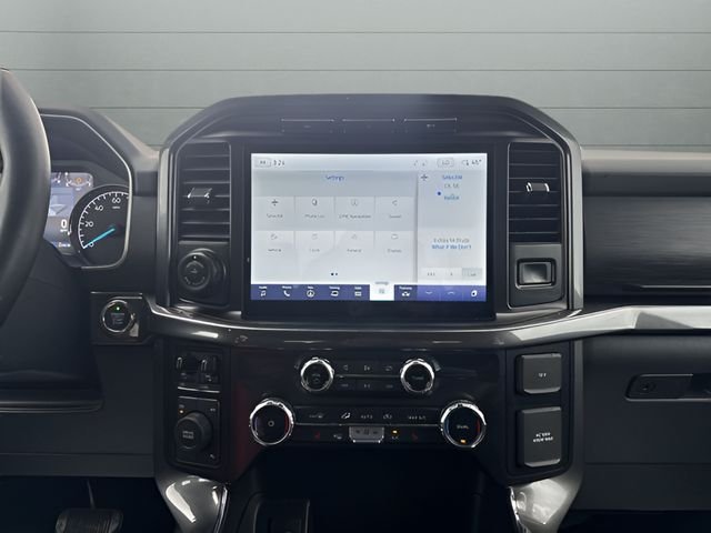 Used 2023 Gray Ford XLT image 16