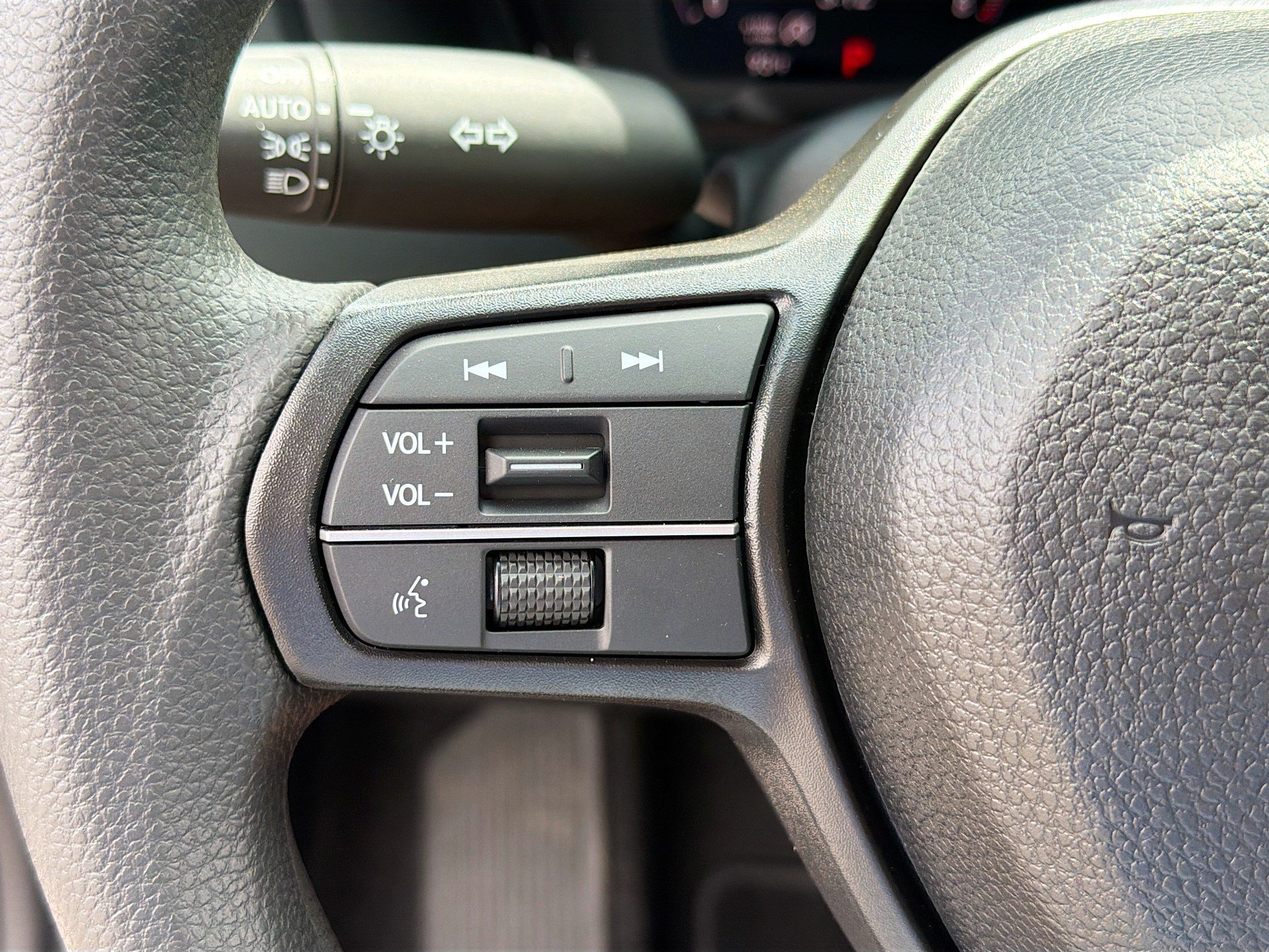 Used 2023 Gray Honda LX image 13