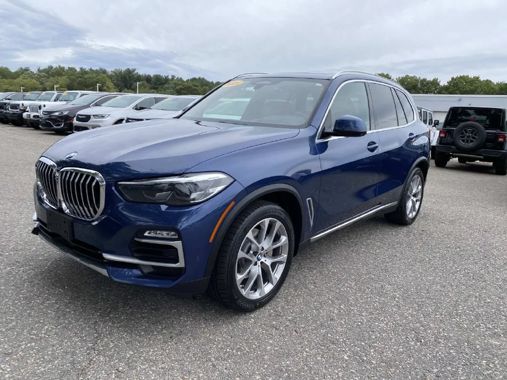 Used 2021 Blue BMW xDrive40i image 8