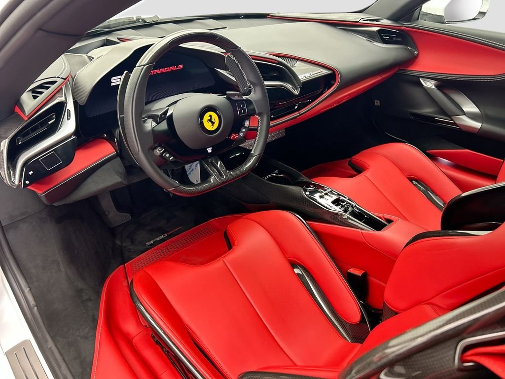 Used 2023 Bianco Avus Ferrari  image 9