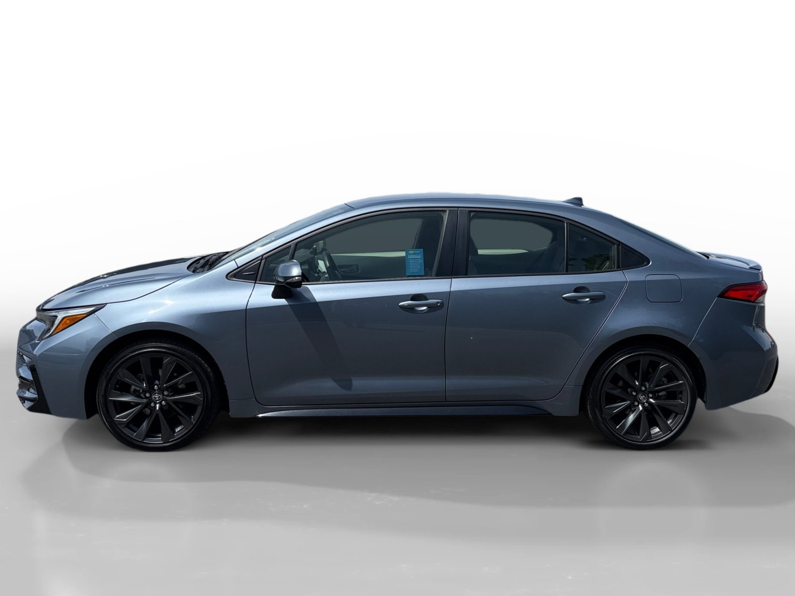 Used 2025 Blueprint Toyota SE image 2