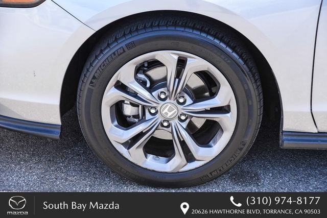 Used 2023  Honda EX image 11