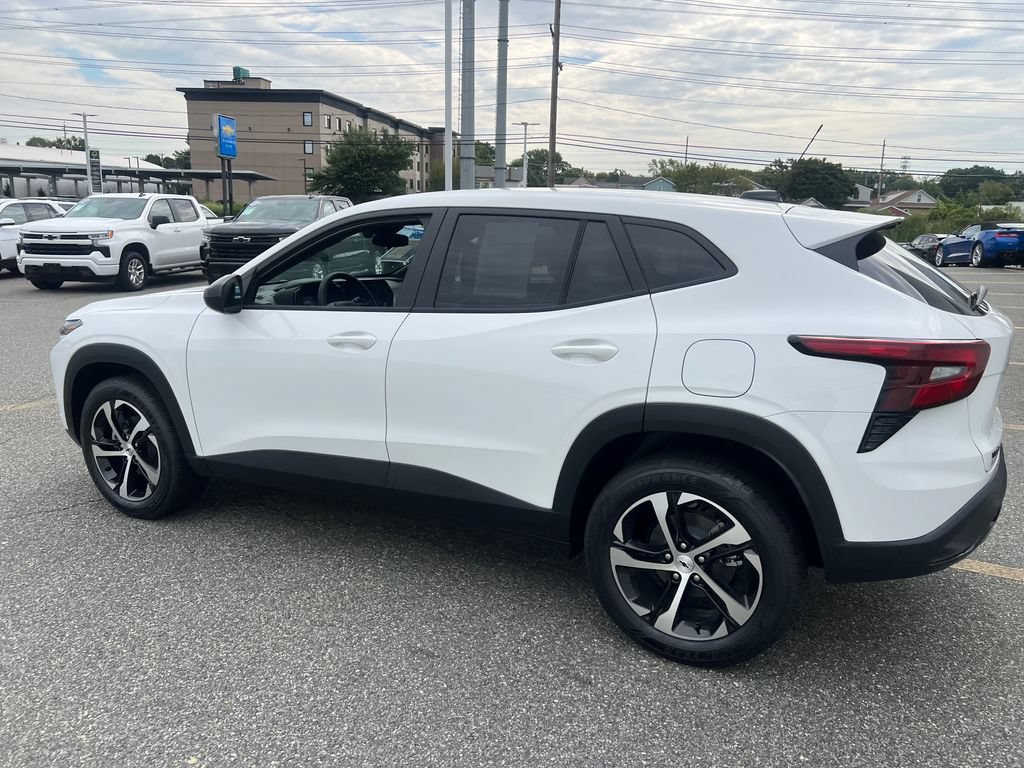 2026 Chevrolet Trax RS - Photo 8