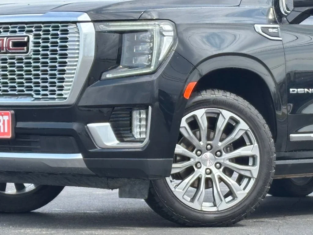 Used 2022 Black GMC Denali image 2