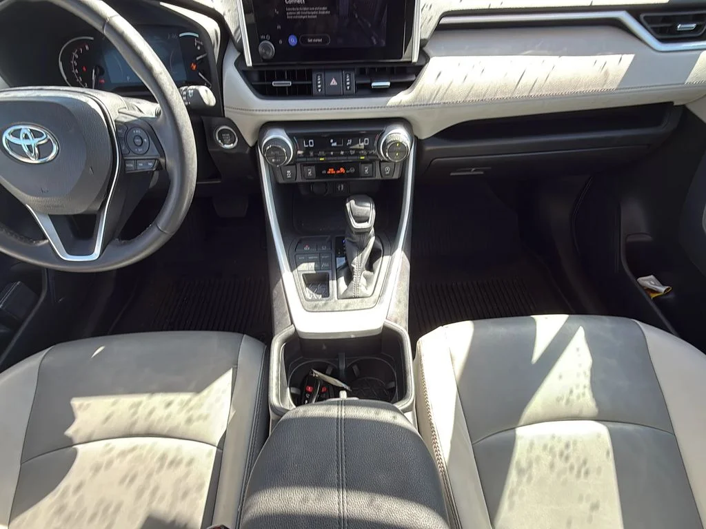 2024 Toyota RAV4 XLE Premium - Photo 20