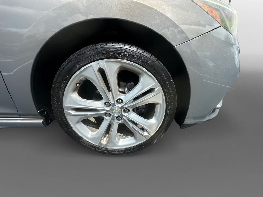 Used 2017 Gray Chevrolet Premier image 15