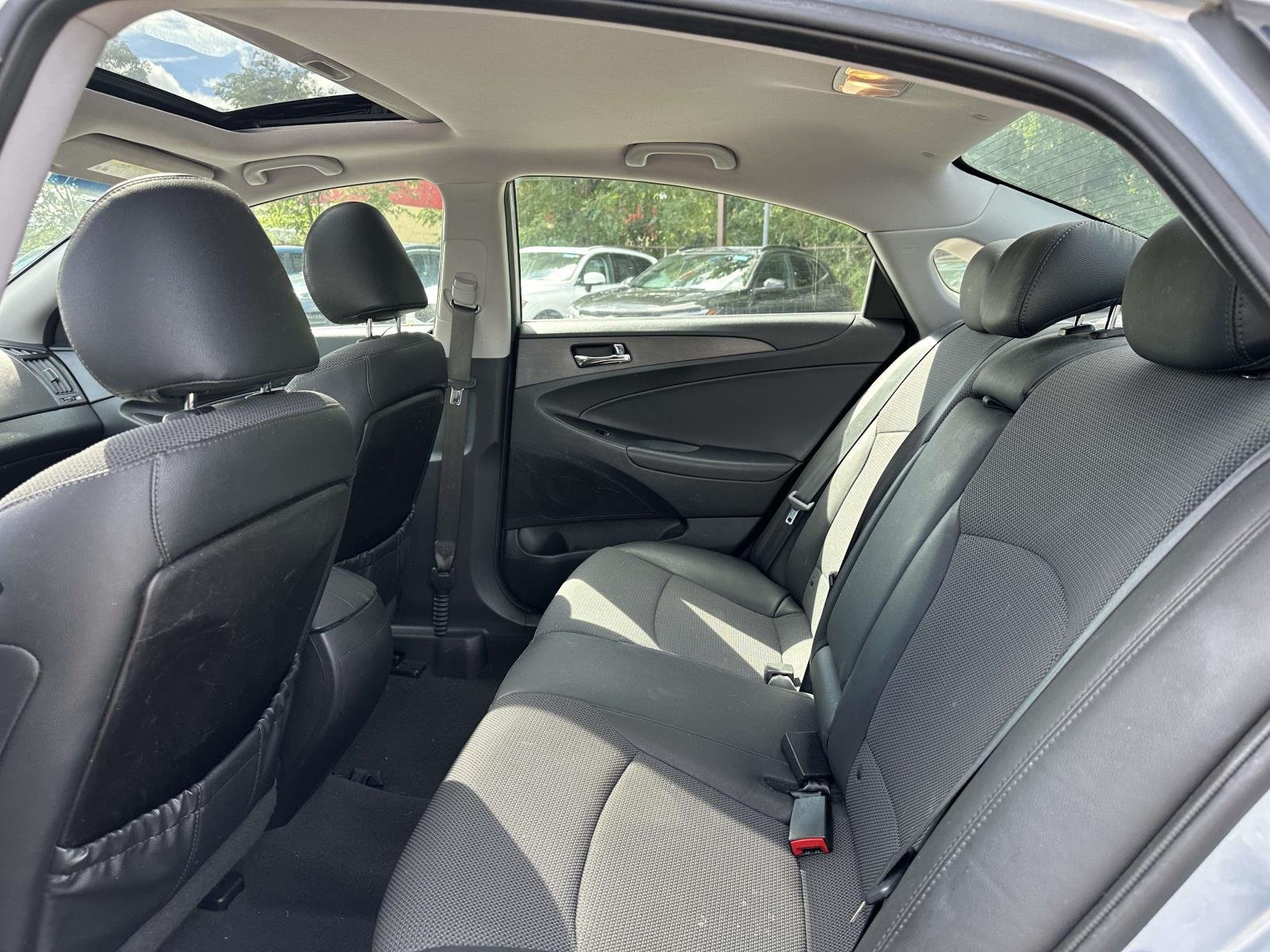 2013 Hyundai Sonata SE - Photo 18