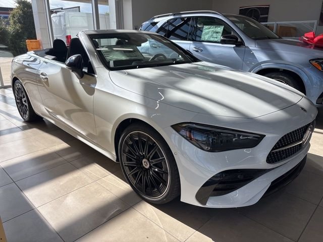 2026 Mercedes-Benz CLE CLE 450 4Matic Cabriolet's photo