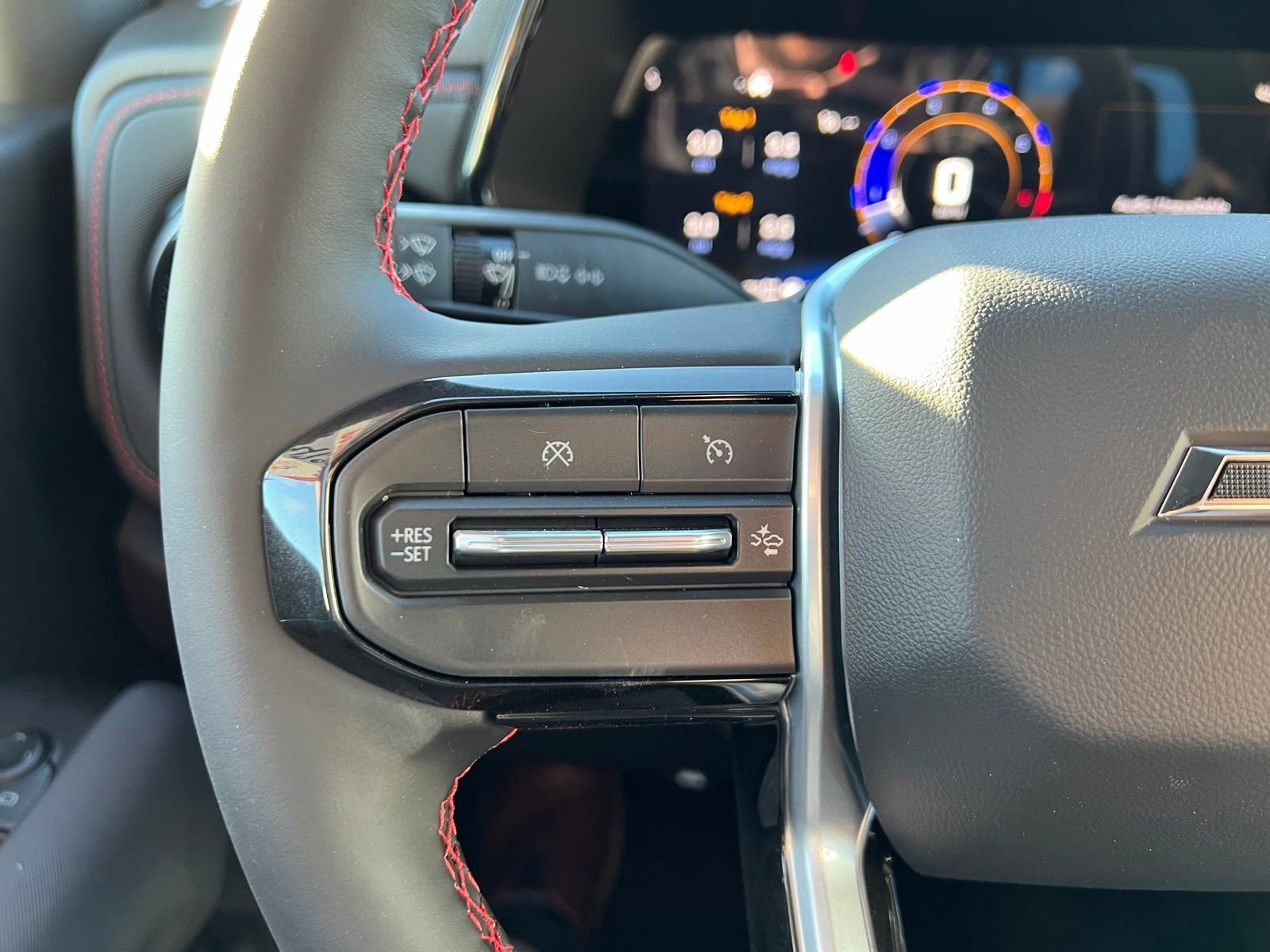 2026 Chevrolet Colorado Z71 - Photo 18