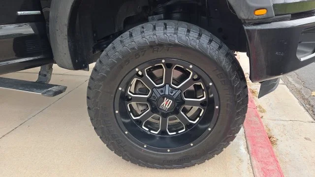 Used 2015 Black Ford  image 25