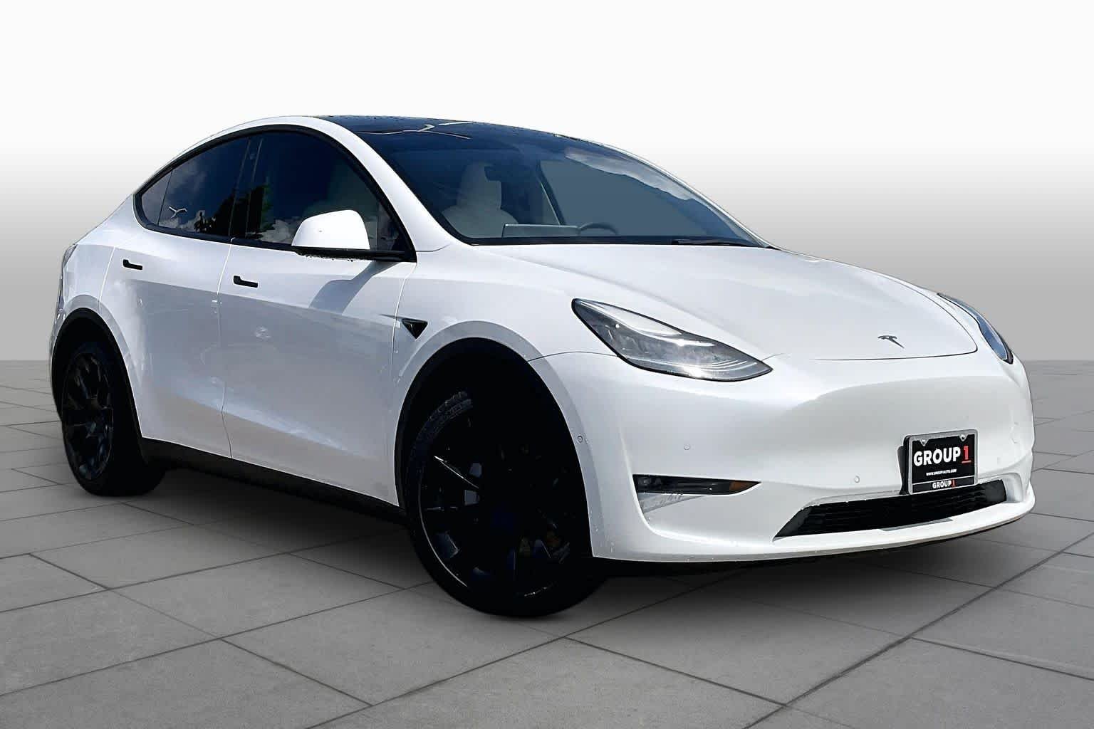 Used 2021 Pearl White Multi-Coat Tesla Long Range image 2