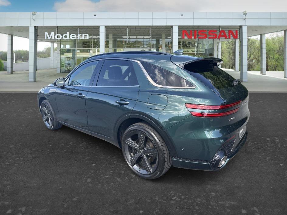 Used 2024 Cardiff Green Genesis 3.5T Sport image 3