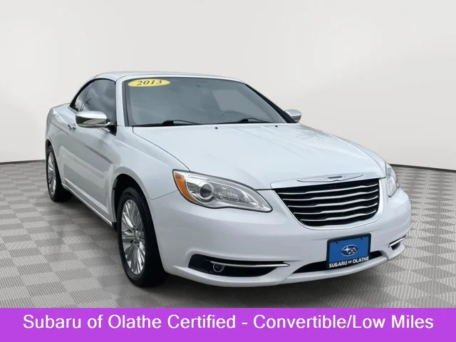 2013 Chrysler 200 Limited