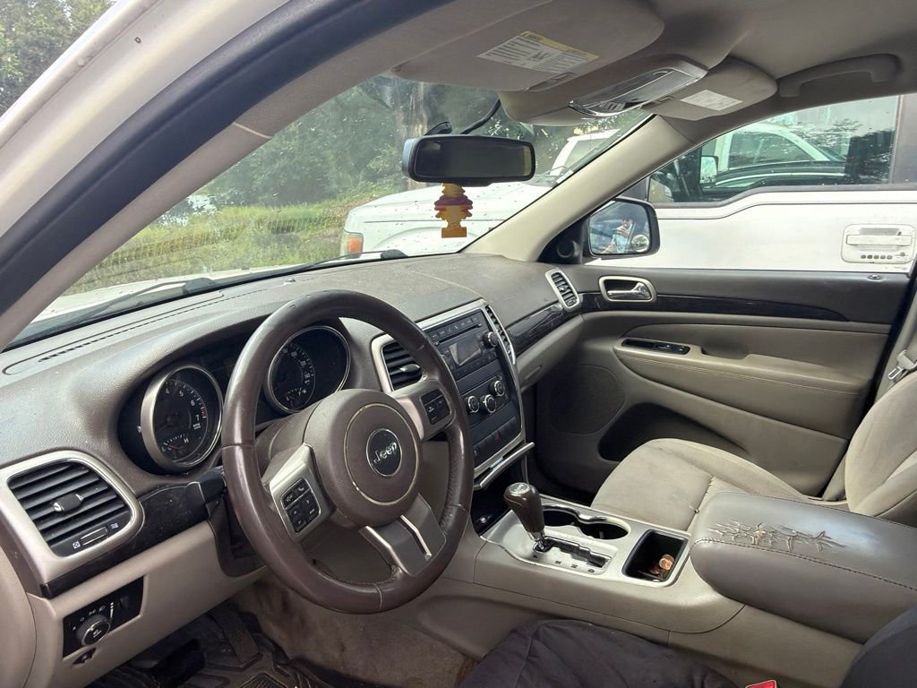 Used 2012 White Jeep Laredo image 6