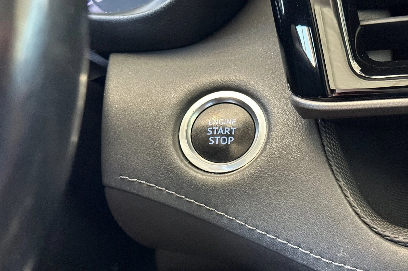 2020 Toyota Highlander Limited - Photo 24