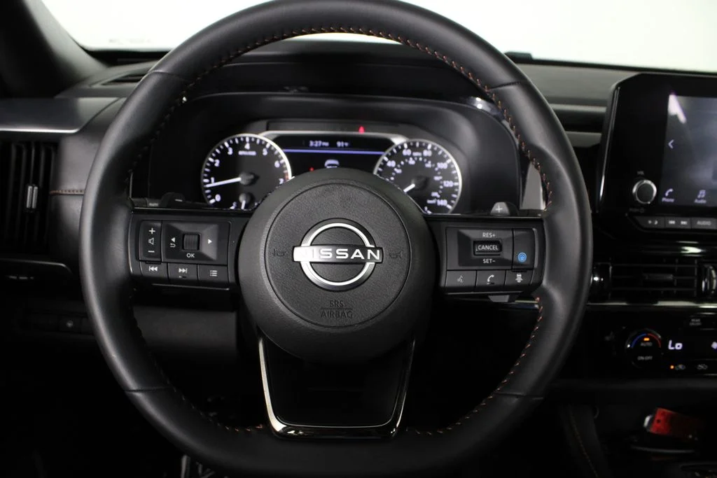 Certified Used 2023 Gray Nissan Rock Creek image 10