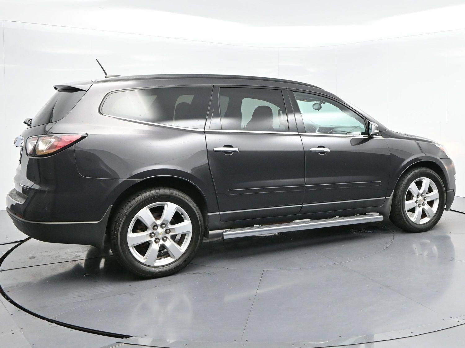 Used 2016 Tungsten Metallic Chevrolet LT image 6