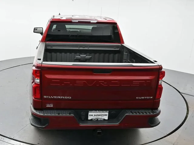 Used 2021 CHERRY RED TINTCOAT Chevrolet Custom image 32
