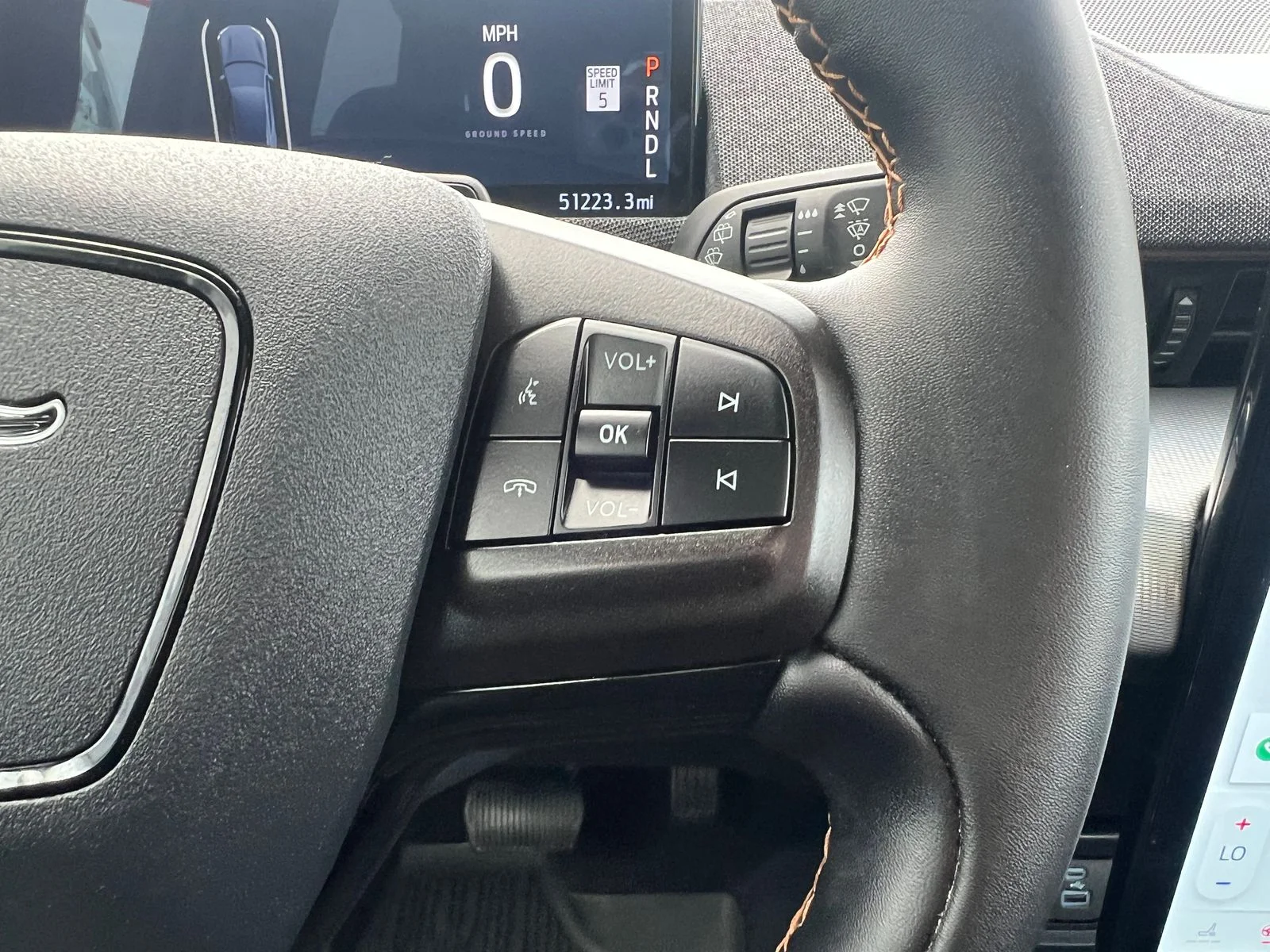Used 2023 White Ford GT image 22