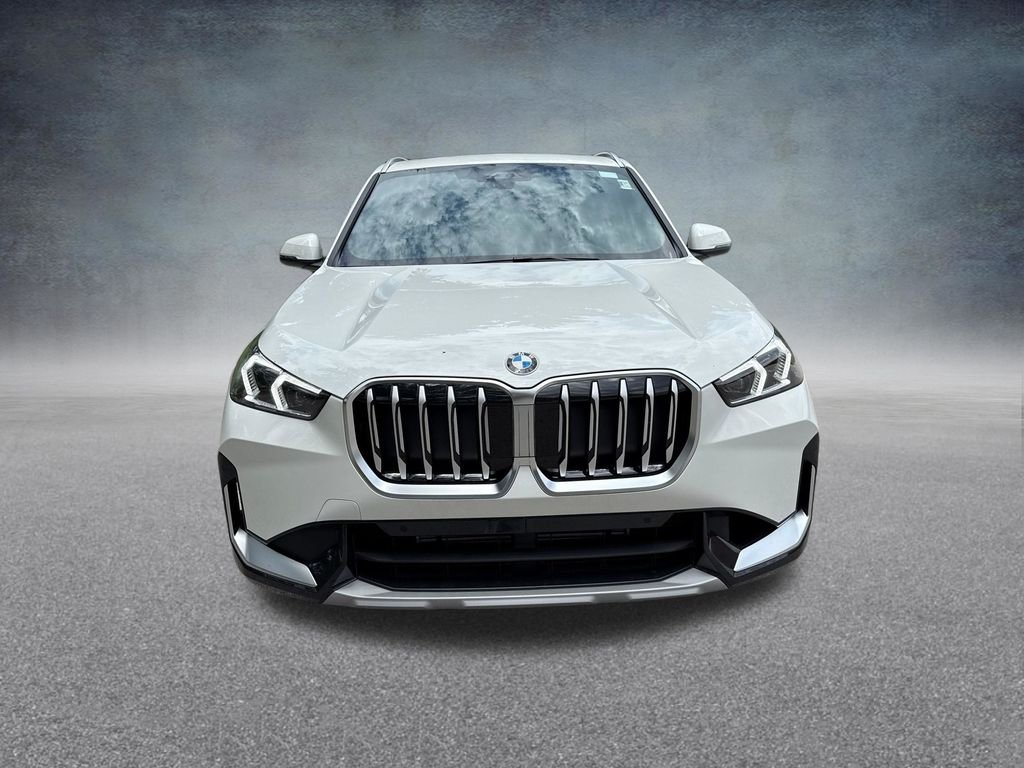 New 2026 White BMW xDrive28i image 8
