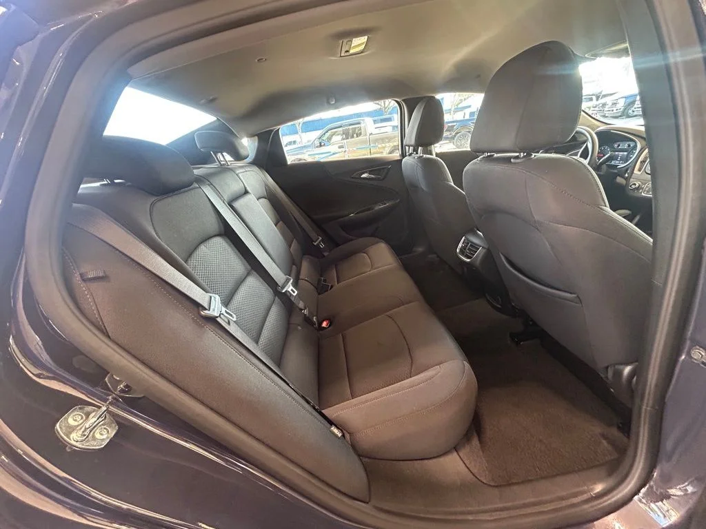 Used 2025 Black Chevrolet LT image 28