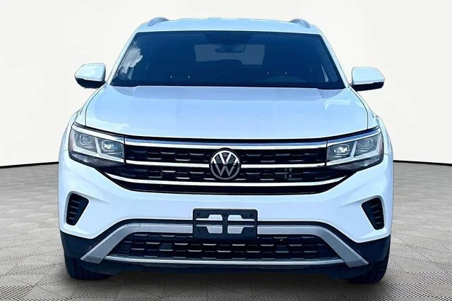 Used 2020 White Volkswagen 2.0T S image 3