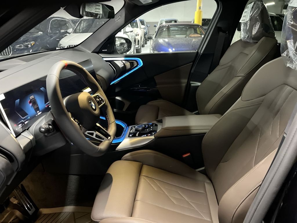 New 2026 Black Sapphire Metallic BMW M50 xDrive image 11