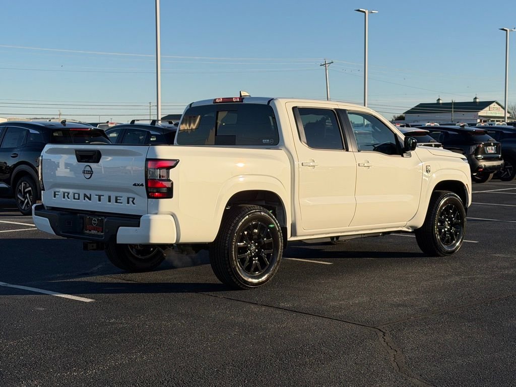 New 2026 Glacier White Nissan SV image 4