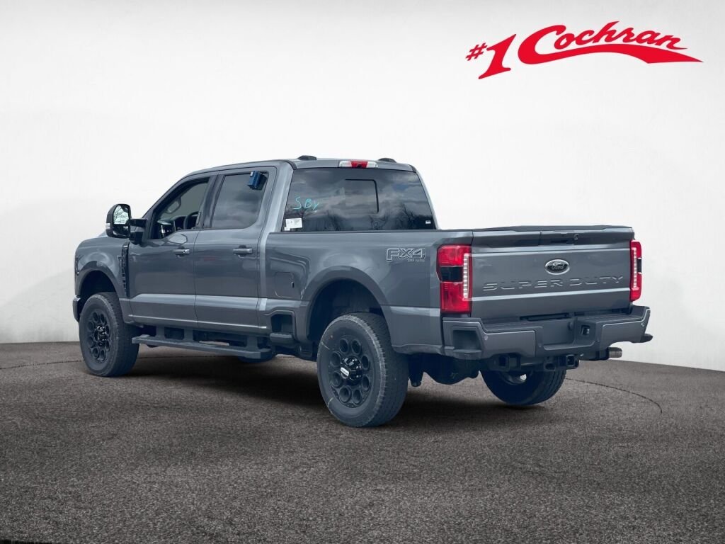New 2026 Carbonized Gray Metallic Ford LARIAT image 4
