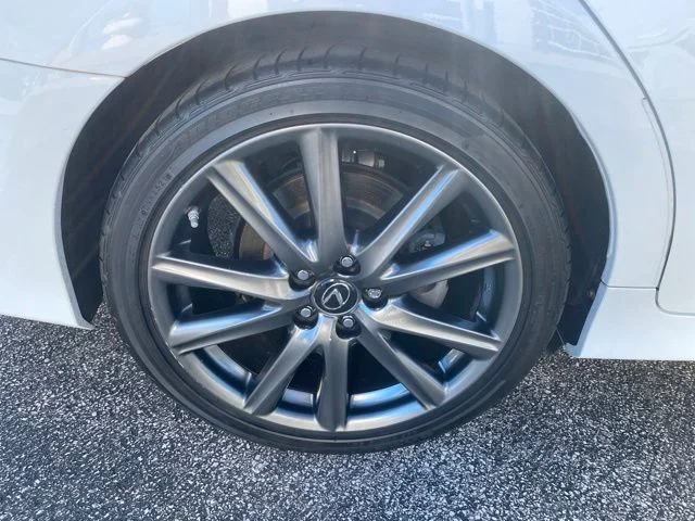 Used 2015 White Lexus 350 image 12