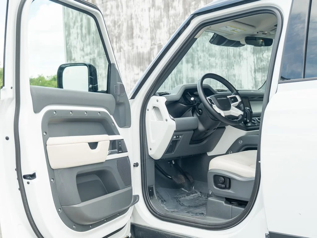 Certified Used 2024 White Land Rover S image 11