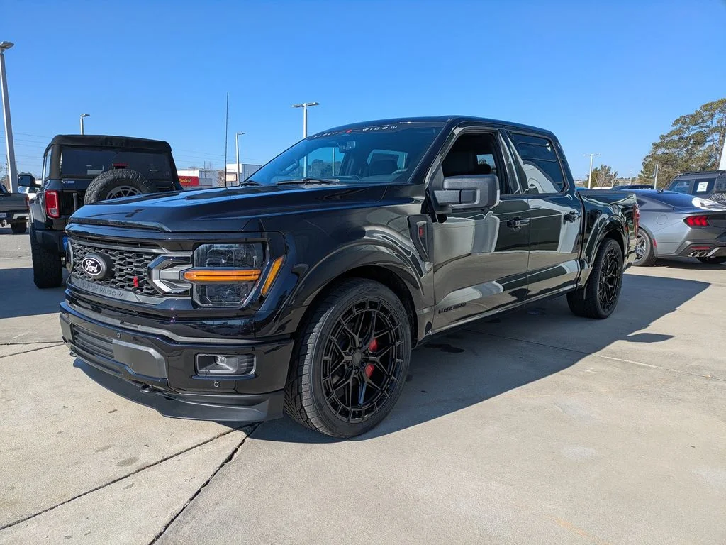 New 2026 Agate Black Metallic Ford XLT image 7