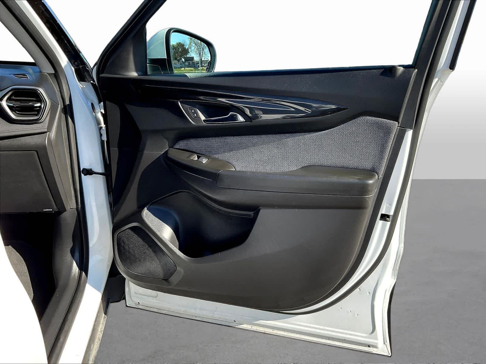 2025 Chevrolet Trailblazer LT - Photo 29