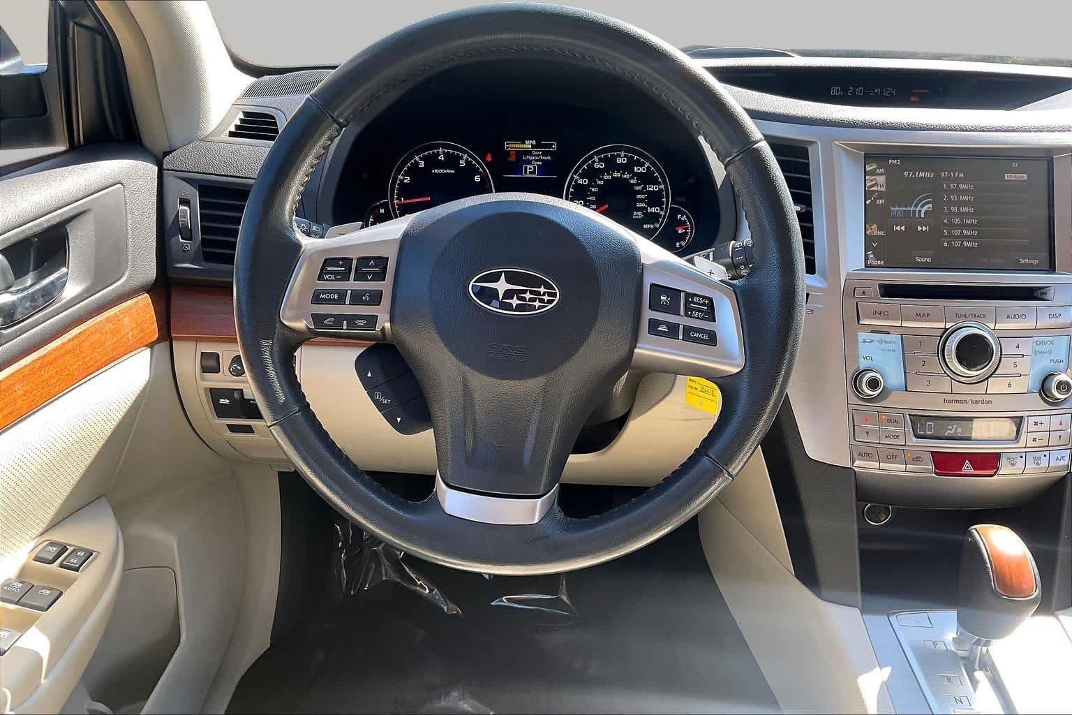 Used 2014 Twilight Blue Metallic Subaru 2.5i Limited image 6