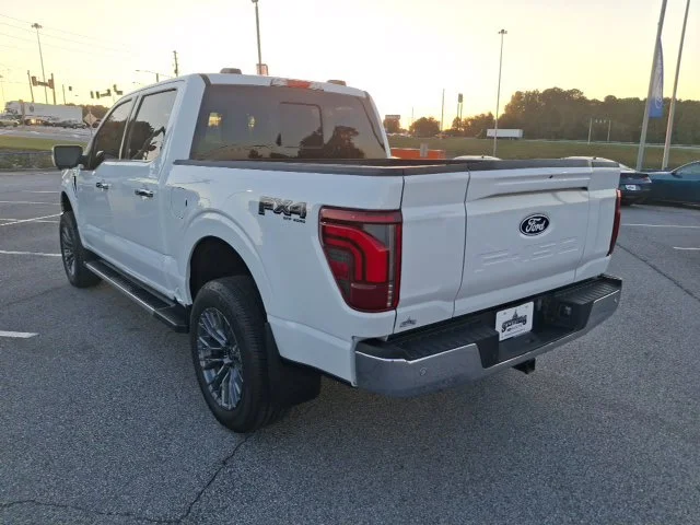 Used 2025 White Ford Lariat image 4