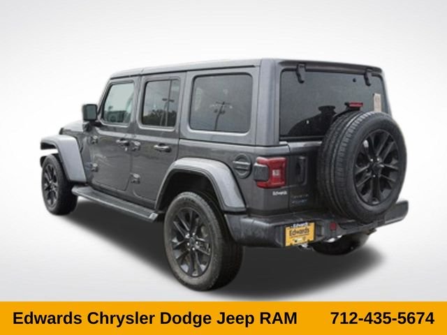 Used 2025 Gray Jeep Sahara 4xe image 5