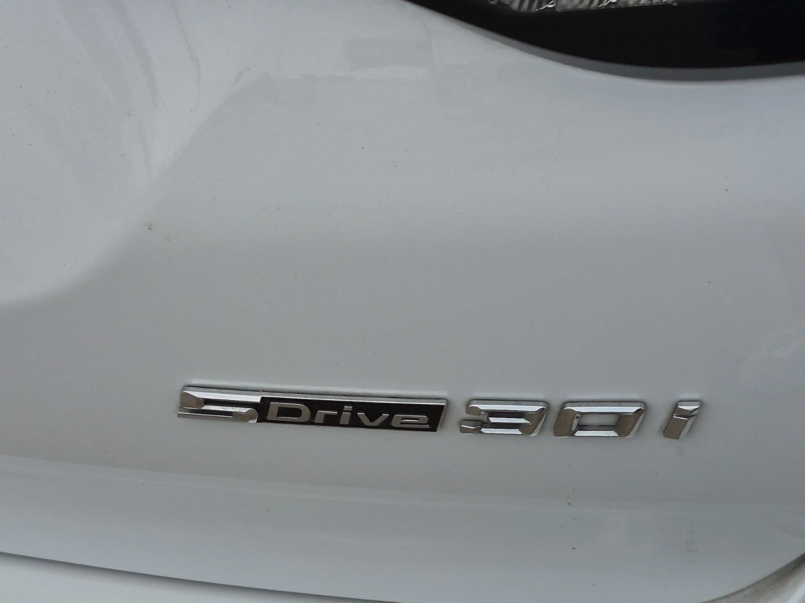 Certified Used 2024 Alpine White BMW sDrive30i image 10