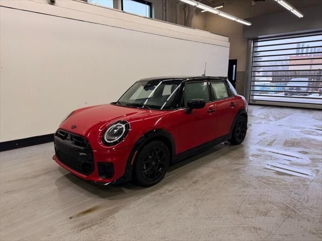 2026 MINI Hardtop Cooper S's photo
